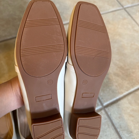 Two pairs of work shoes size 8 - Picture 6 of 6